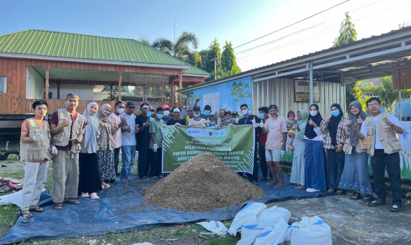 Doc. PPK Ormawa LD AL-‘AAFIYAH FKM UNHAS Mengubah Limbah Bonggol Jagung menjadi Pupuk dan Pakan Guna (Istimewa)