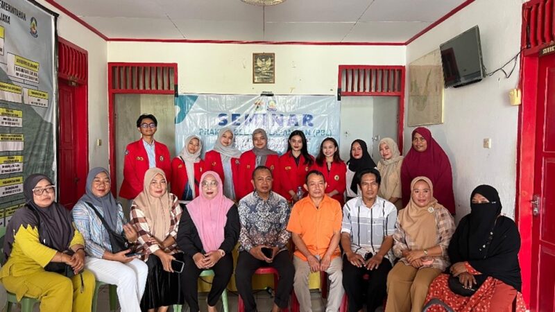 Doc. Sesi foto Bersama Mahasiswa Posko 3 PBL 2 FKM Unhas beserta Pemangku kepentingan Kelurahan Bulujaya, Kabupaten Jeneponto (Istimewa)