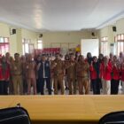 Sesi Foto Bersama Penerimaan Mahasiswa PBL I FKM Unhas oleh Pemerintah Kecamatan Lalabata