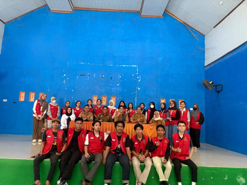Foto Bersama pada Kegiatan Penerimaan Peserta KKN 114 Kec. Malangke