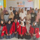 Sesi Foto Bersama Seminar Awal PBL I di Desa Rompegading