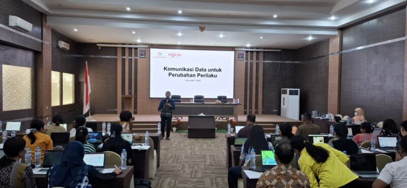 Muhammad Rachmat, S.KM., M.Kes Fasilitator Komunikasi Data Untuk Perubahan Perilaku